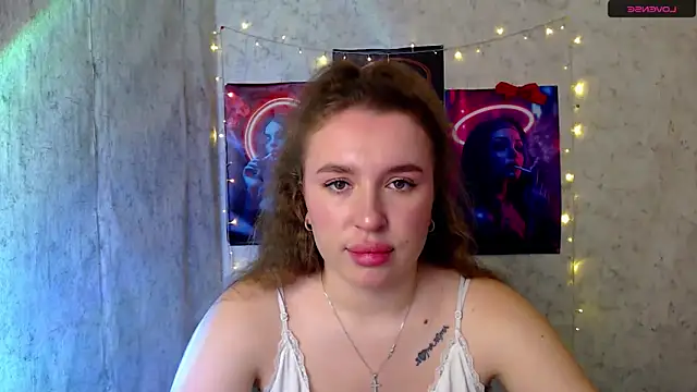 JuliaTopp  online show from 7, 1, 2026