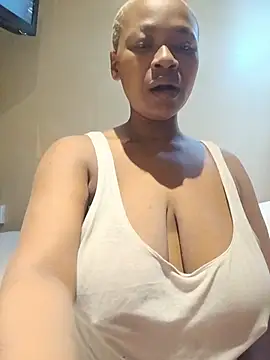 Snapshot of missboobiesSA chatting on 14, 7, 2026 missboobiesSA online show from 14, 7, 2026
