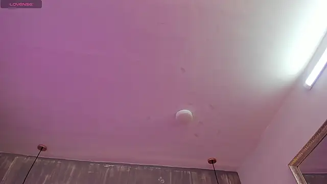 Foxxy Doll online show from 16, 4, 2026