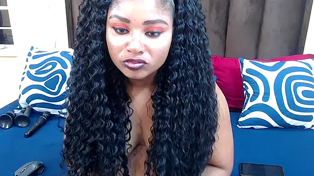 AfricanQueenxx40 online show from 2, 12, 2025