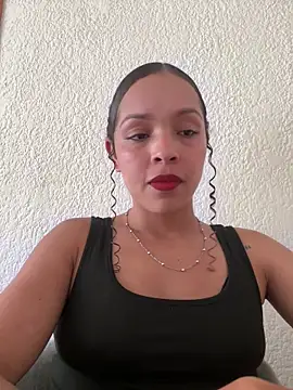Snapshot of Yasmin777_ chatting on 25, 4, 2026 Yasmin777 online show from 25, 4, 2026