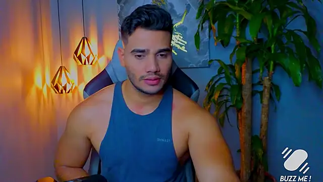 AndresR3 online show from 5, 10, 2025