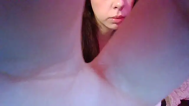 Snapshot of arianababyxo chatting on 17, 10, 2025 arianababyxo online show from 17, 10, 2025