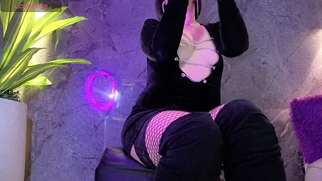 Anxelica Macondo  online show from 22, 4, 2026