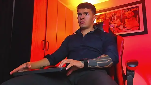 ALPHA DOMINUS  online show from 1, 12, 2025