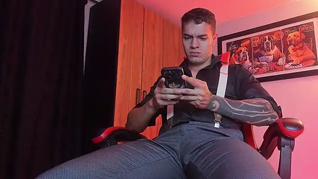 ALPHA DOMINUS  online show from 1, 2, 2026