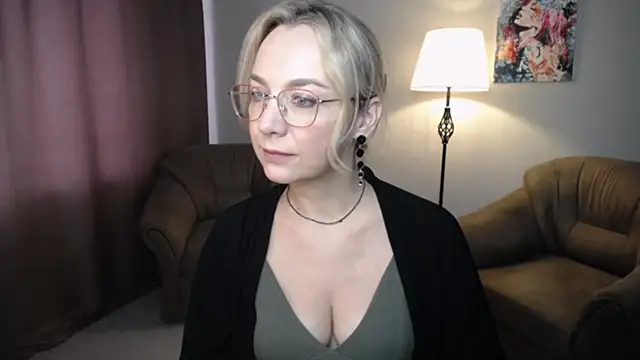 Ava Elior online show from 23, 7, 2026