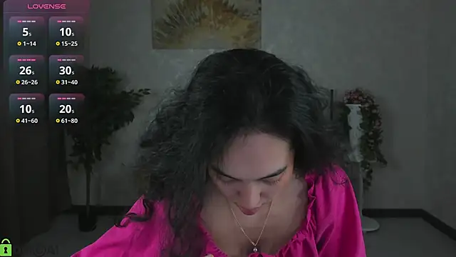 FlirtyAura online show from 12, 2, 2026