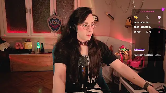 Snapshot of Zesty_Peach chatting on 23, 6, 2026 Zesty Peach online show from 23, 6, 2026