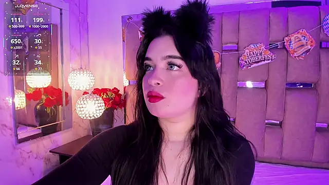 Snapshot of KateLee chatting on 2, 10, 2025 KateLee online show from 2, 10, 2025