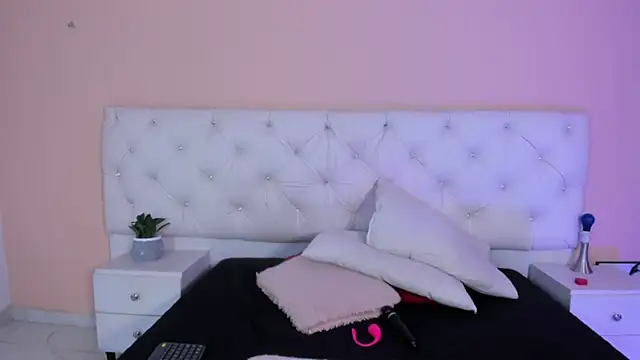 katte landerr online show from 24, 11, 2025