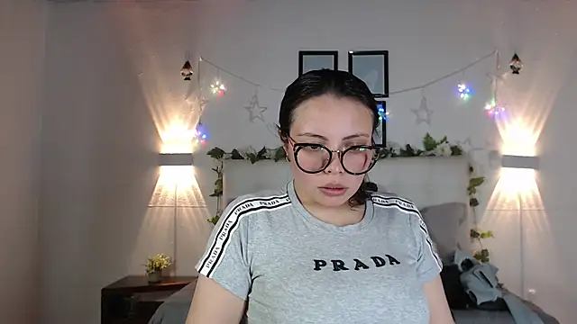 Megan 05  online show from 8, 3, 2026