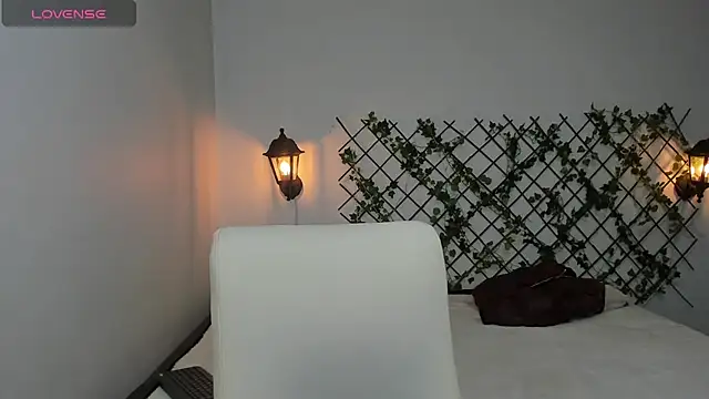 velvet  moon online show from 7, 2, 2026