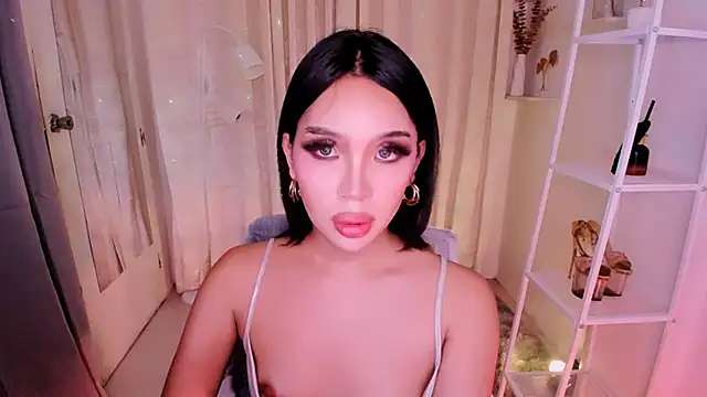 MS LUNA online show from 11, 10, 2025