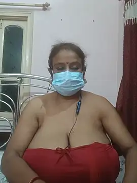 Snapshot of Barna_Love chatting on 17, 7, 2026 Barna Love online show from 17, 7, 2026