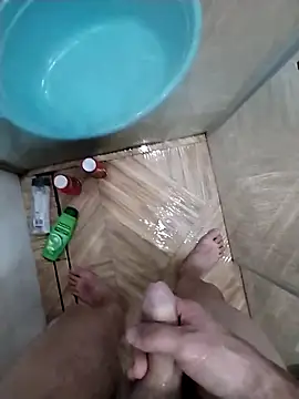 Snapshot of Pio185 chatting on 5, 11, 2025 Pio185 online show from 5, 11, 2025