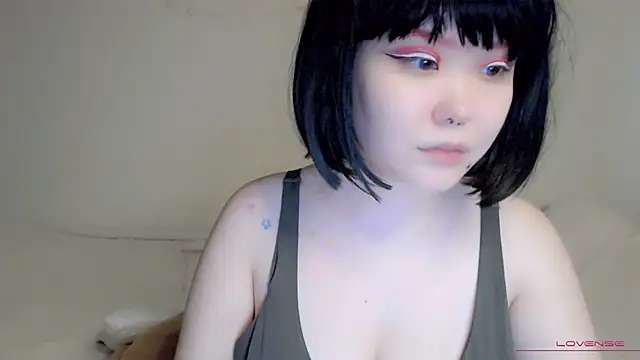 tsunade chan online show from 12, 10, 2025