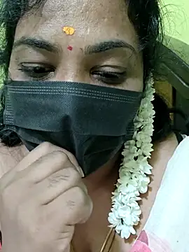 Snapshot of Tamil_Mithra chatting on 7, 7, 2026 Tamil Mithra online show from 7, 7, 2026