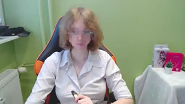 juicyPenny online show from 25, 11, 2025