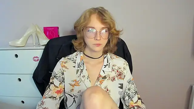 juicyPenny online show from 29, 5, 2026
