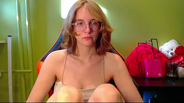 juicyPenny online show from 26, 7, 2026
