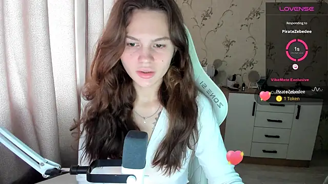 Snapshot of yourdreamm_ chatting on 23, 9, 2025 yourdreamm online show from 23, 9, 2025