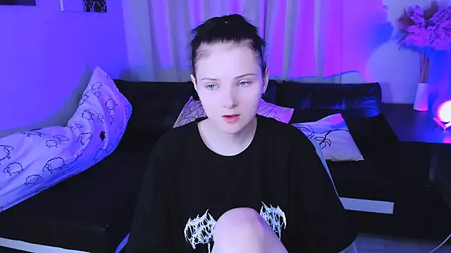 Leila xxBaby online show from 27, 11, 2025