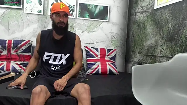 Snapshot of Damian_Shakur chatting on 1, 5, 2026 Damian Shakur online show from 1, 5, 2026