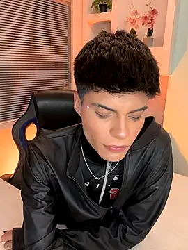 Dulcey  online show from 23, 10, 2025