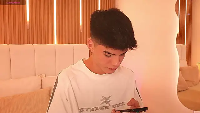 Dulcey  online show from 15, 3, 2026