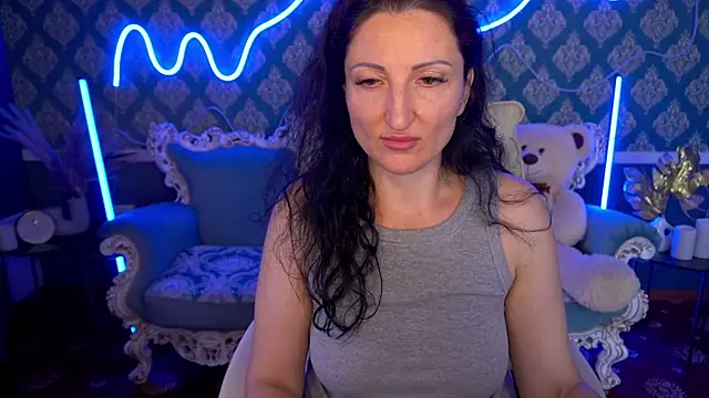 MissRossi online show from 8, 10, 2025