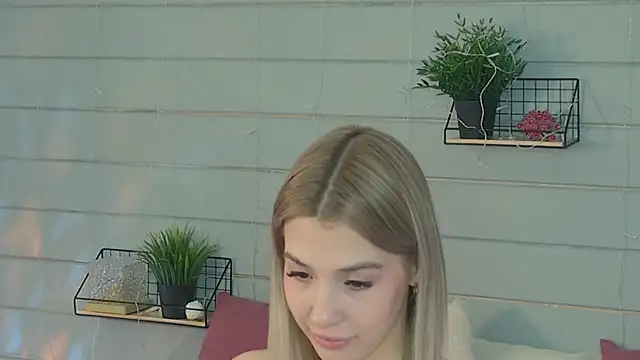 Bella svon online show from 16, 5, 2026