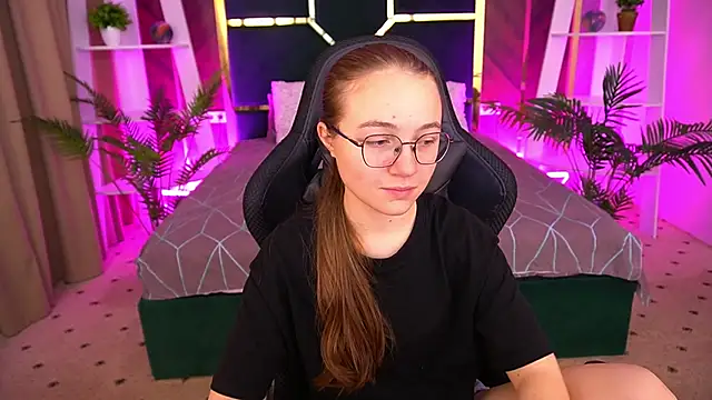 ArrinaWairr online show from 5, 11, 2025