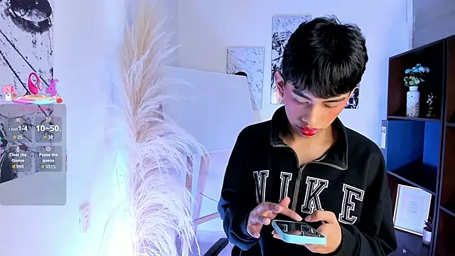 Jim twink online show from 25, 11, 2025