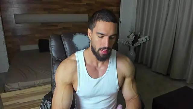 Snapshot of IvanHydee chatting on 18, 7, 2026 IvanHydee online show from 18, 7, 2026