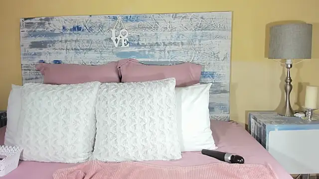 Jess555 online show from 10, 10, 2025