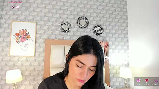 Sasha  sims   online show from 19, 9, 2025