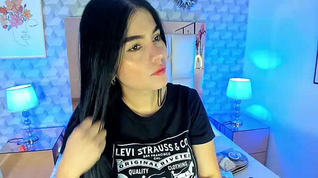 Sasha  sims   online show from 22, 10, 2025