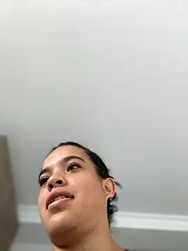 Snapshot of JuanitaMore01 chatting on 30, 9, 2025 JuanitaMore01 online show from 30, 9, 2025