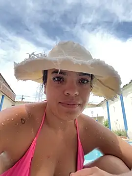 JuanitaMore01 online show from 23, 11, 2025