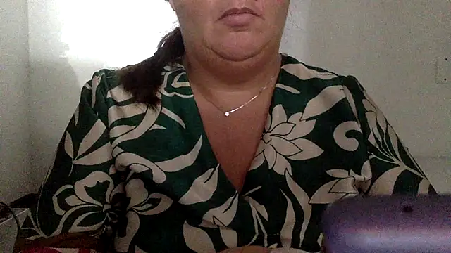 Snapshot of LaReginaNera chatting on 26, 6, 2026 LaReginaNera online show from 26, 6, 2026