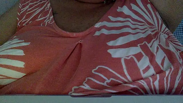 Snapshot of LaReginaNera chatting on 27, 6, 2026 LaReginaNera online show from 27, 6, 2026