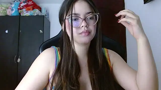 Snapshot of Valentina2390 chatting on 12, 5, 2026 Valentina2390 online show from 12, 5, 2026