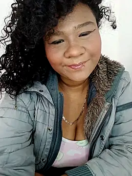 Kymy marquez online show from 20, 9, 2025