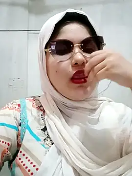 Snapshot of Nusrat-N chatting on 23, 7, 2026 Nusrat-N online show from 23, 7, 2026