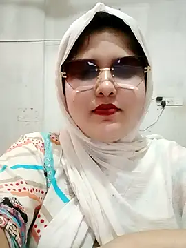 Snapshot of Nusrat-N chatting on 23, 7, 2026 Nusrat-N online show from 23, 7, 2026