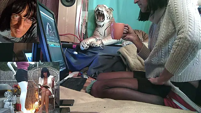 SissiDomination online show from 9, 11, 2025