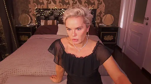 PleasureWeCouple online show from 10, 4, 2026