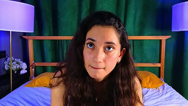 BettyMaldonado online show from 12, 11, 2025