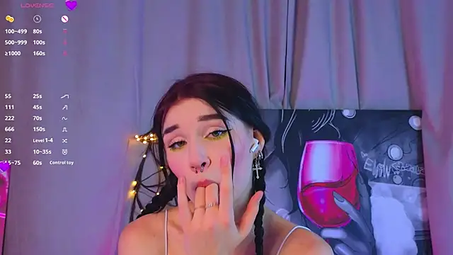 JenniferSullivan online show from 16, 11, 2025